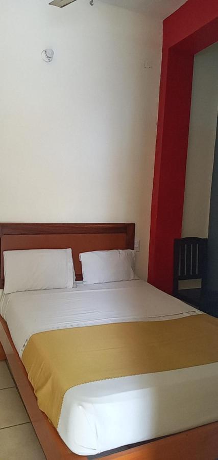 Hotel Pacific เตโกมาน ภายนอก รูปภาพ